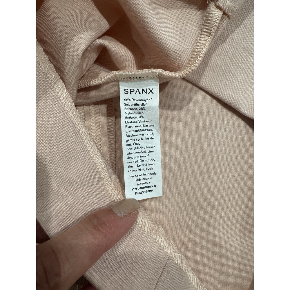 SPANX Size Small The Perfect Funnel Top' Pale Pink Short Sleeve / Back Zip - Picture 3 of 4